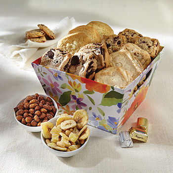 Flower Cookie Basket perfect for a gift to someone you love: can be your mother, grandparents or a friend. Backed by Carolina Cookie